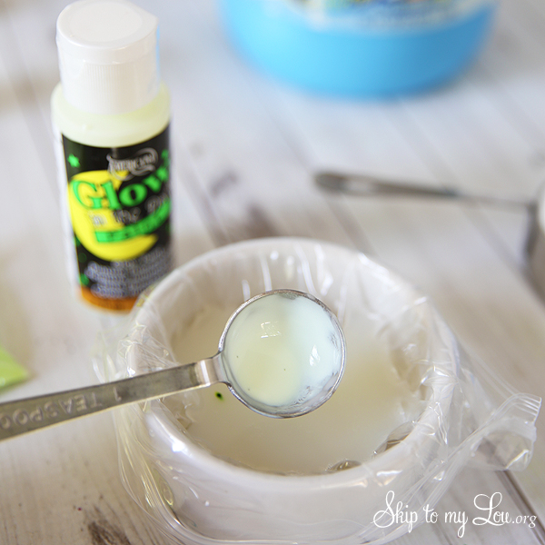 how to make slime glow in the dark