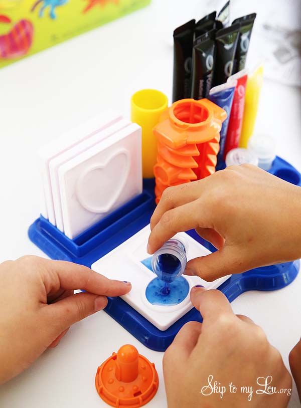 Crayola Cling Creator Pour