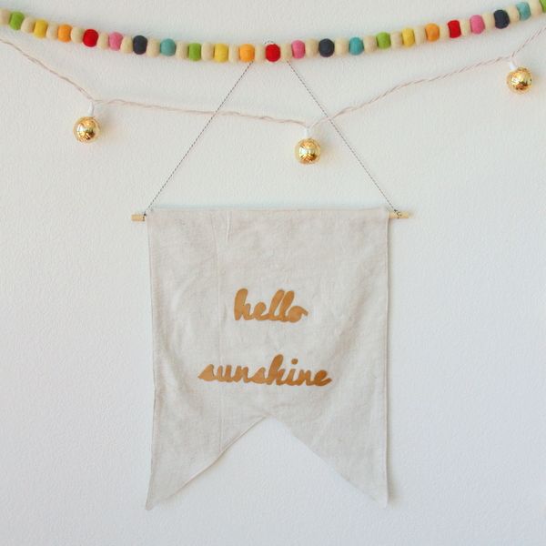 handmade Christmas- DIY flag banner gift idea (easy to customize, even easier to put together!)