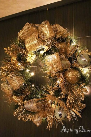 beautiful-Holiday-Wreath.jpg