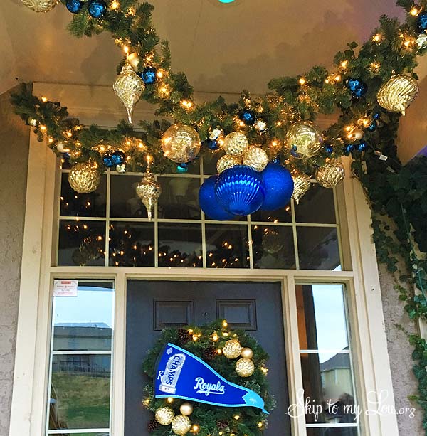 royals porch garland