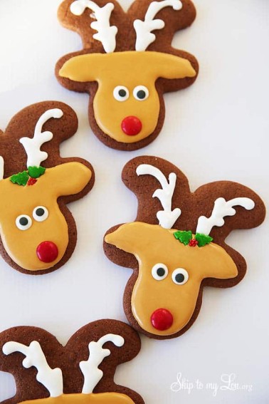 chocolate-reindeer-sugar-cookies.jpg