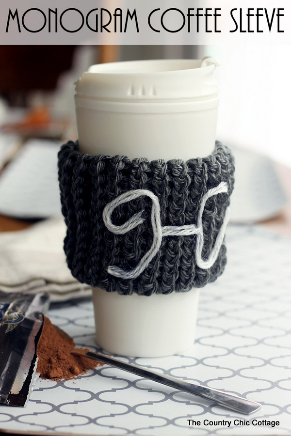 monogram-knit-coffee-sleeve-from-a-knitting-loom
