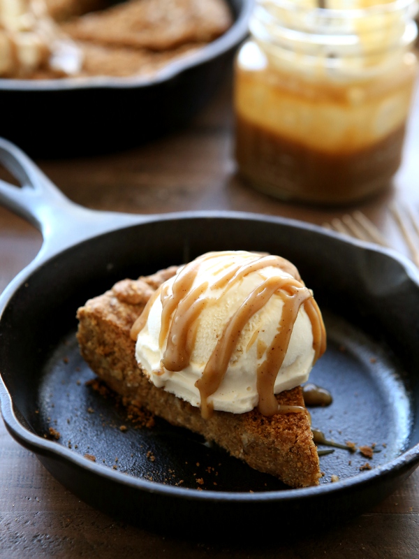 Brown-Butter-Skillet-Cookie-3