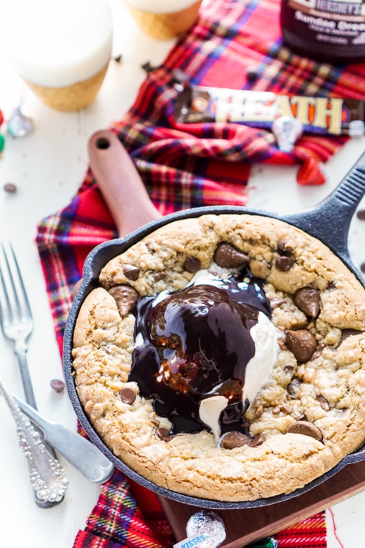 chocolate-toffee-skillet-cookie-recipe-1-of-9