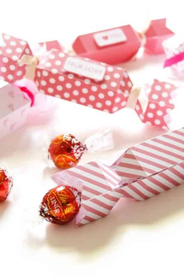 Valentines-Crackers-Printable-1024x683.jpg