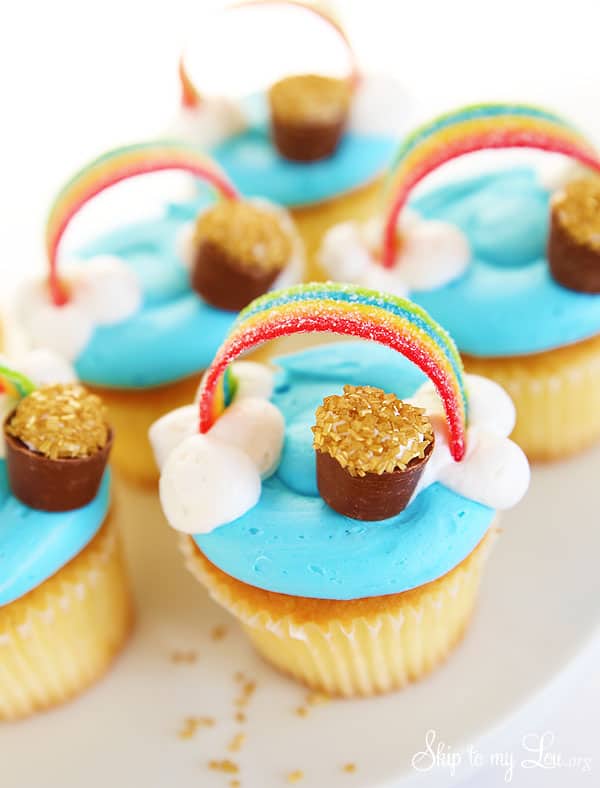 rainbow pot of gold cupcakes