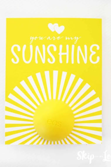 EOS-Lip-Balm-you-are-my-sunshine1.jpg