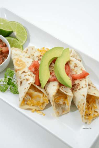 slow-cooker-chicken-taquitos-4.png