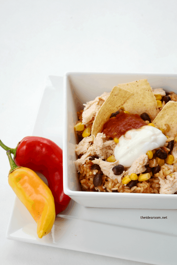 Slow-Cooker-Chicken-Burrito-Bowls-3