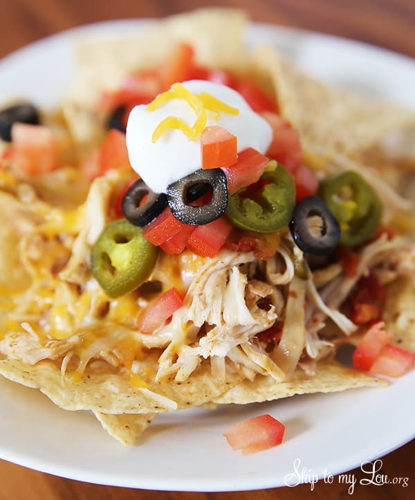 Slow-cooker-chicken-nachos