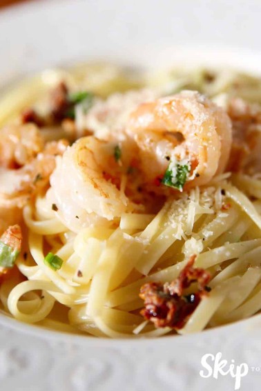 Creamy Cajun Shrimp Pasta