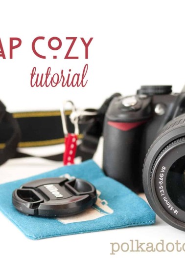 A cute case to store your lens cap in so you don't lose it! Makes a great gift for the photographer on your Christmas list/ tutorial courtesy of polkadotchair.com