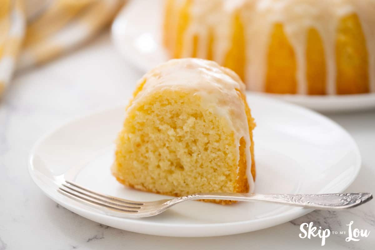 Serving of lemon bundt cake