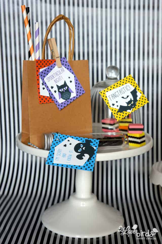 halloween fangtastic printable tags; lables include a spooky owl, ghost and bat