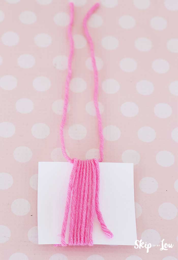 yarn at top of yarn wrapped card