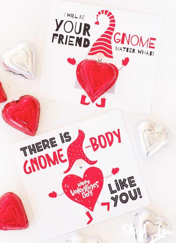two gnome valentines without candy heart says happy valentine day