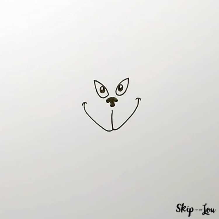 draw the Grinch smile