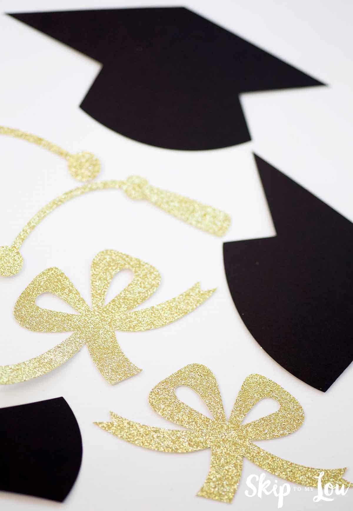 graduation centerpiece hats and diplomas bows