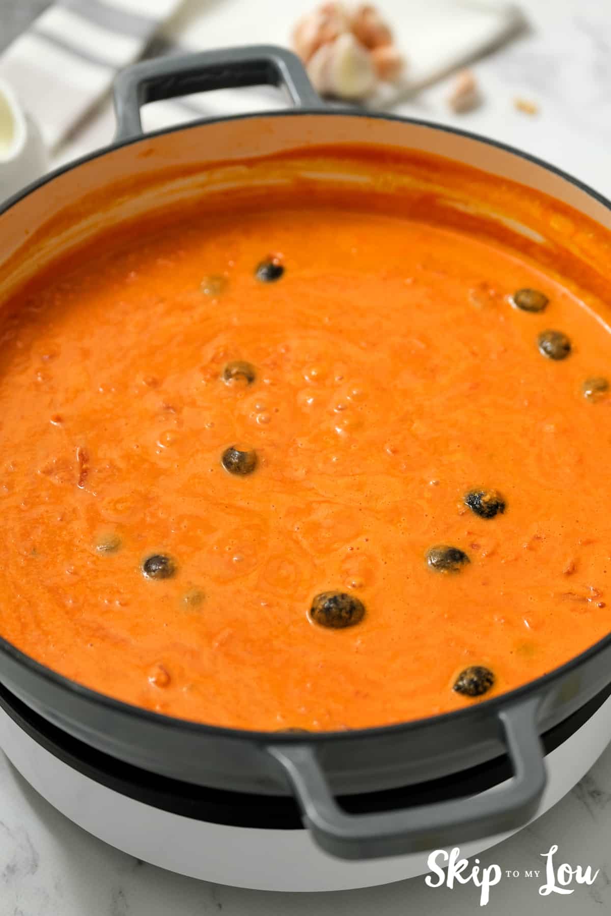 tomato sauce for the gnocchi in a pan