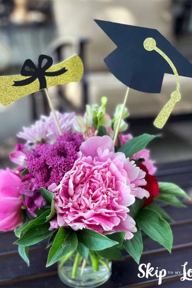 graduation centerpiece