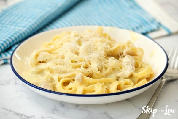 serve and enjoy the one pot fettuccine alfredo