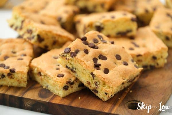 Yummy cake mix chocolate chip cookie bars served.