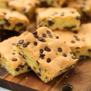 Cake mix chocolate chip cookie bars cut and served.