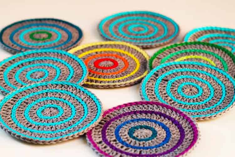 circle crochet coasters as gifts