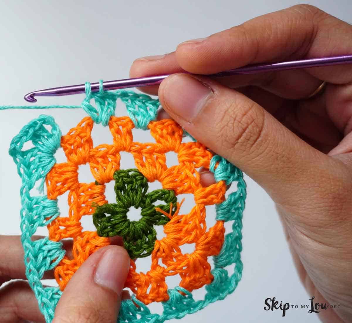crochet granny square small yarn