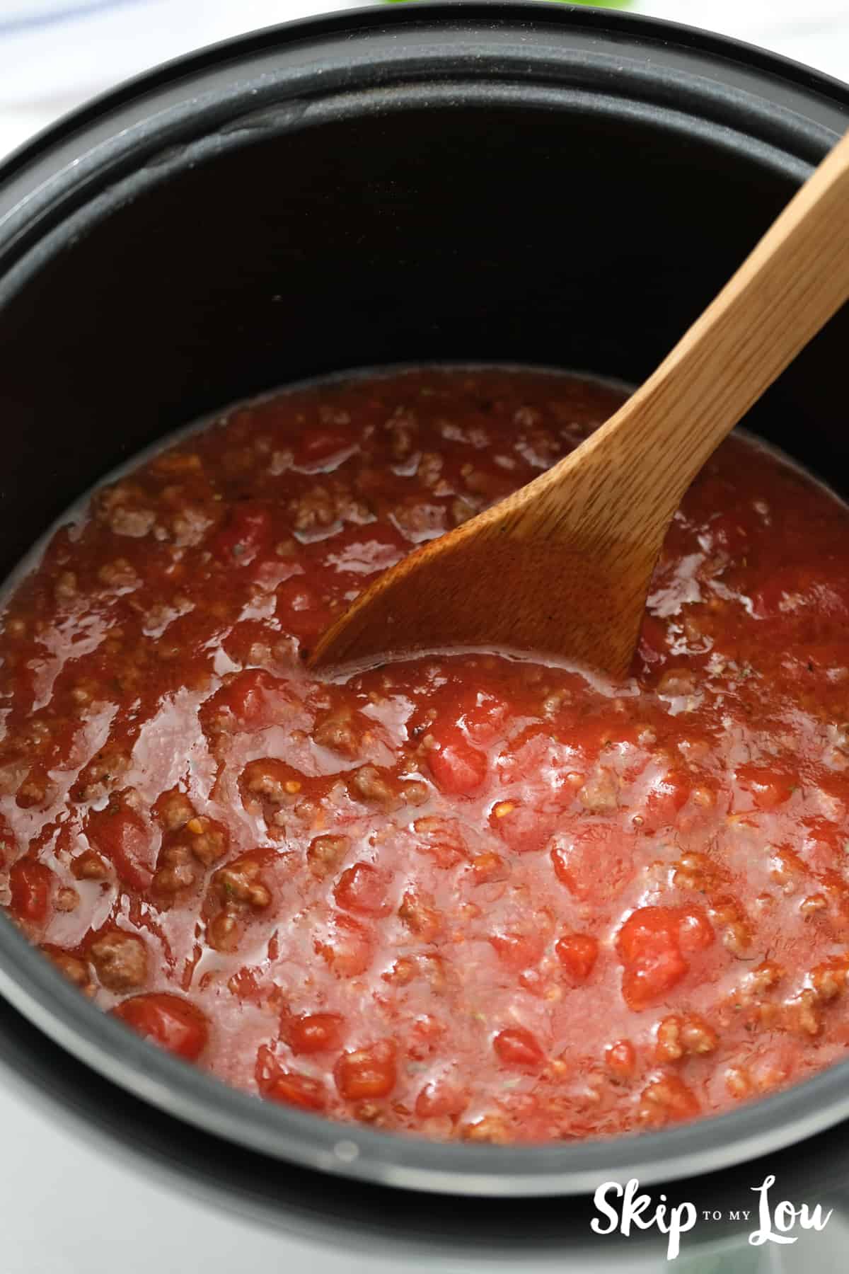 Stir all sauce ingredients together in the instant pot