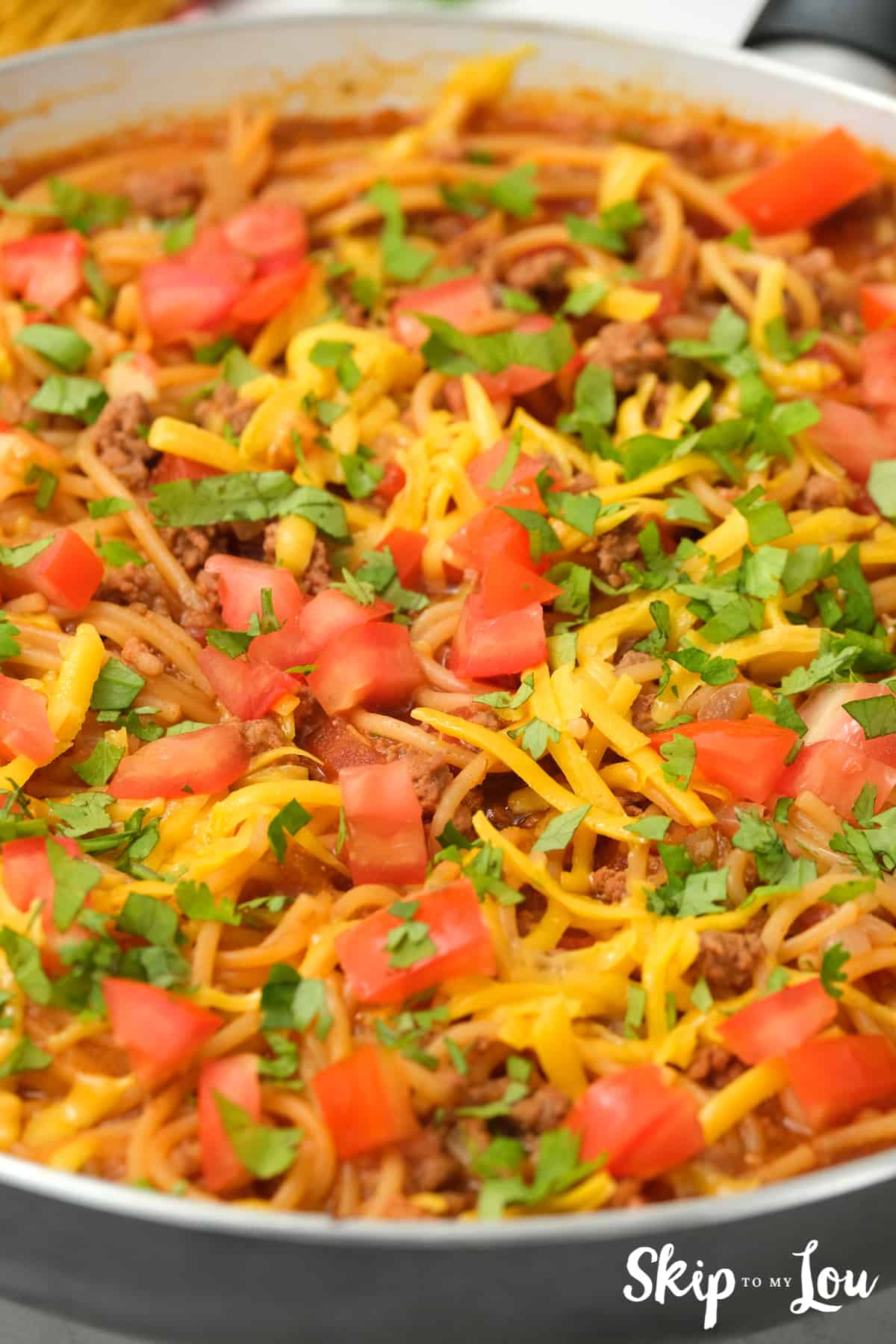 Garnish the Mexican Spaghetti