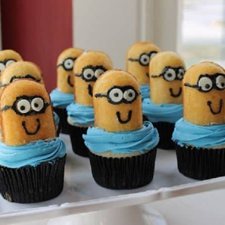twinkie minion cupcakes