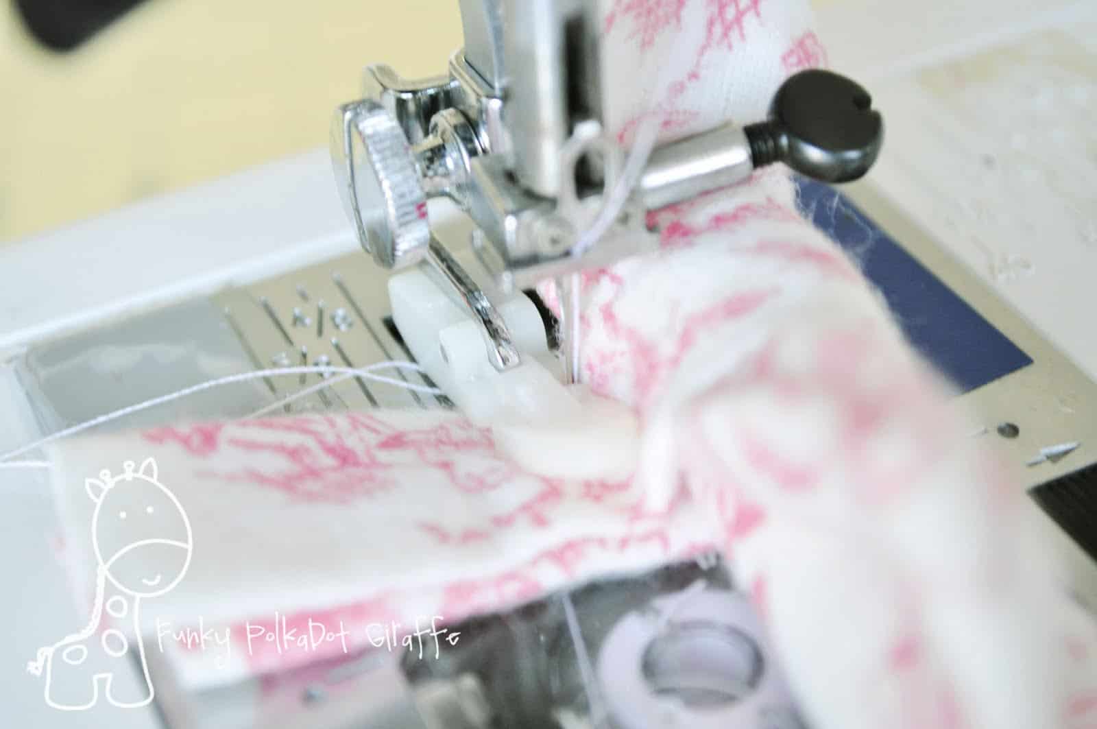 making center of bow detail
