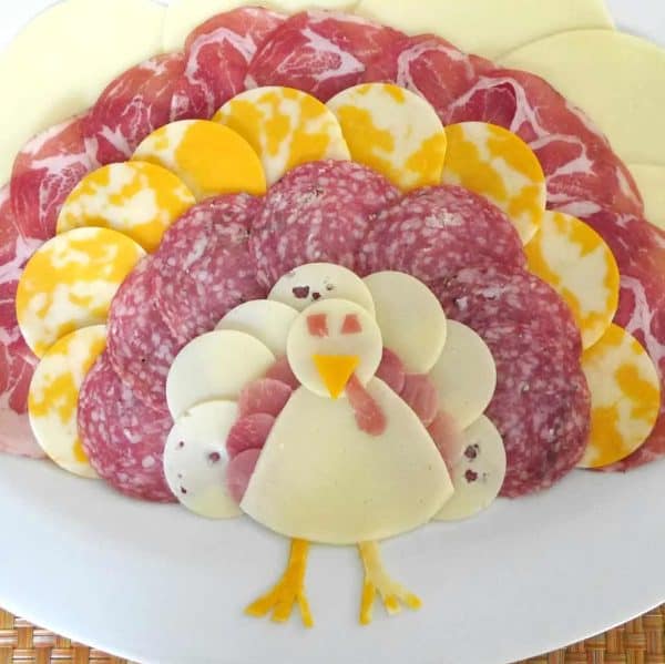 Image shows a zero-carbs turkey-shaped thanksgiving board.