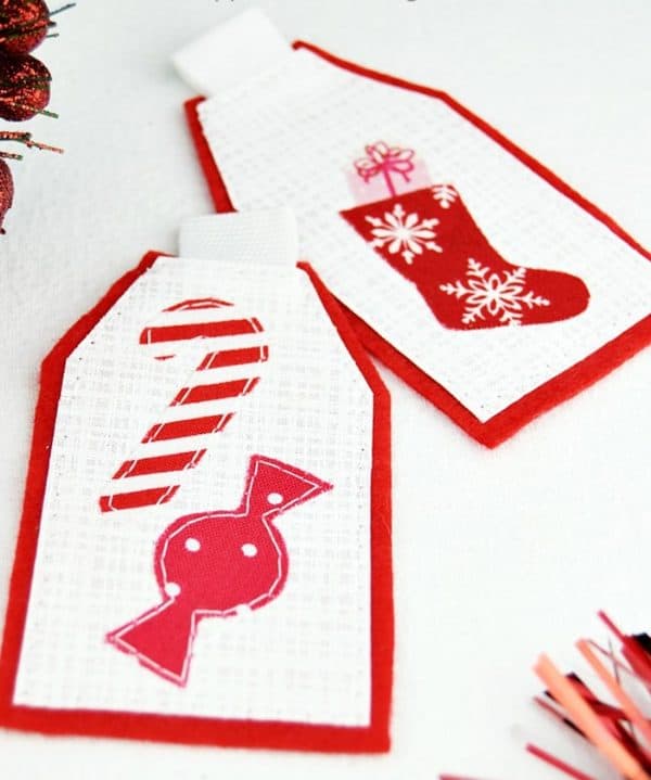 Image shows two gift tags templates.