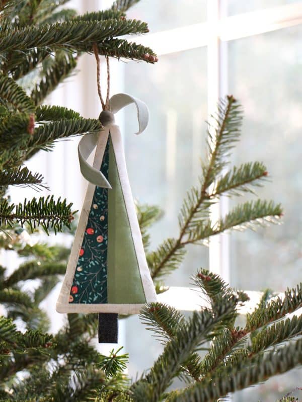 Image shows a Christmas ornament madw with scraps.