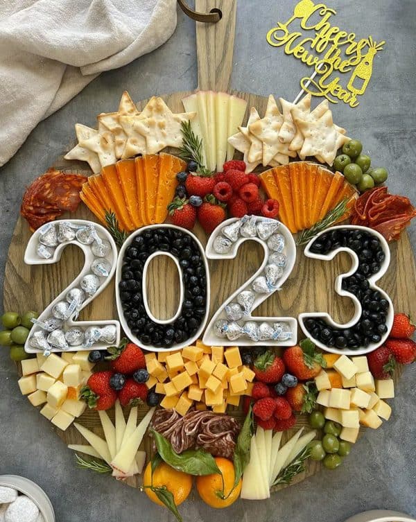 New Year's Eve Charcuterie board recipe-new year's flare