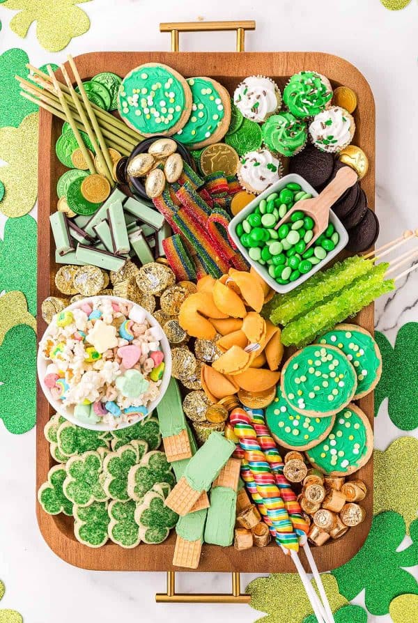 st. patrick's day charcuterie board recipe-buns in my oven