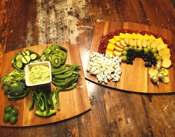 st. patrick's day charcuterie board recipe-the mom of the year