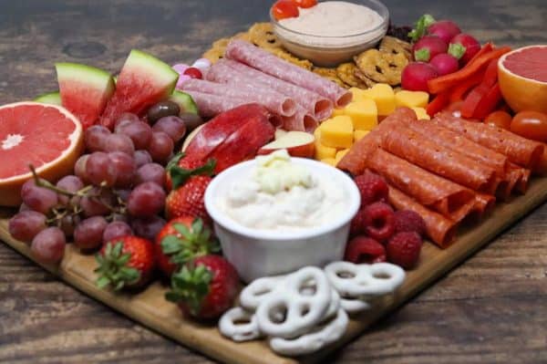 valentine's day charcuterie board recipes- Simply Low Cal