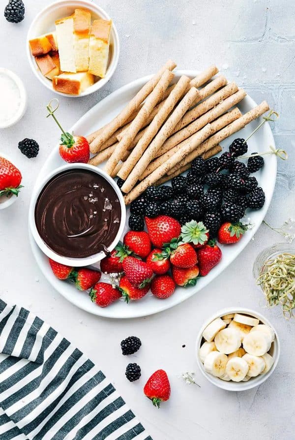 chocolate charcuterie board ideas-chesea's messy apron