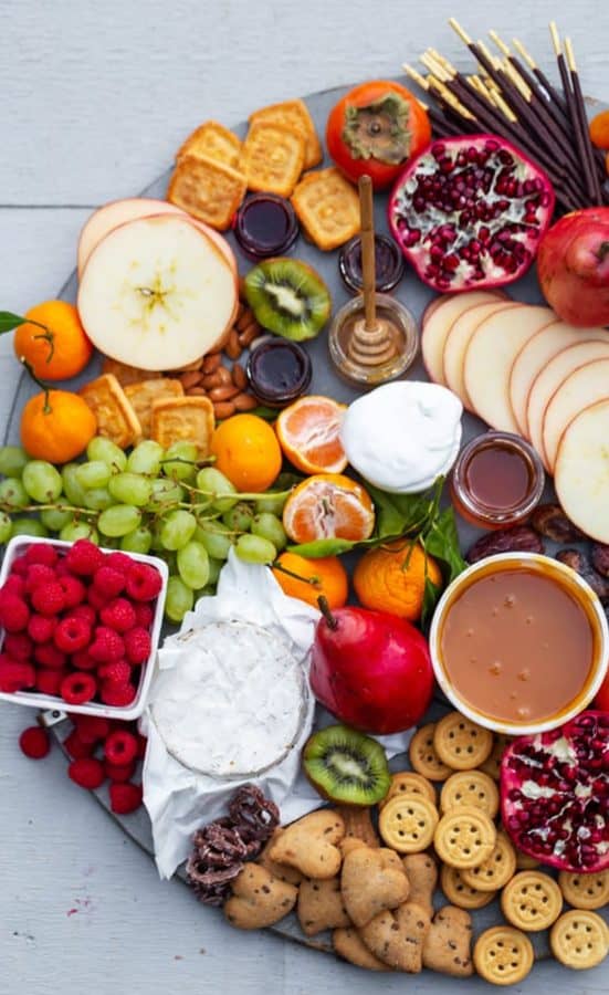chocolate charcuterie board ideas-fresh flavorful