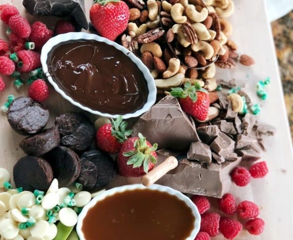 chocolate charcuterie board ideas-gygi