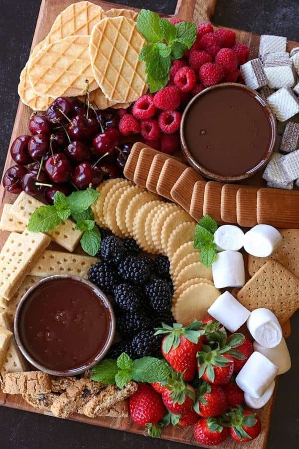 chocolate charcuterie board ideas-mantitlement
