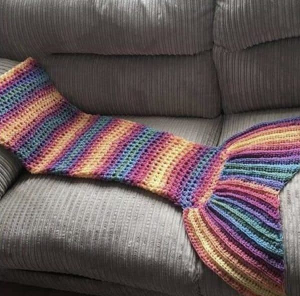 Colorful mermaid tail crochet pattern.