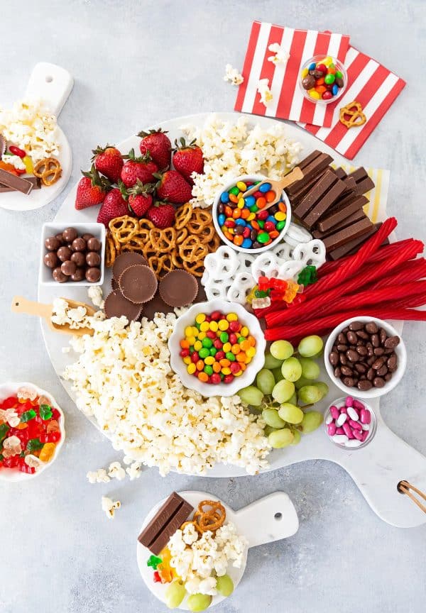 movie night charcuterie board recipe-pizzazzerie
