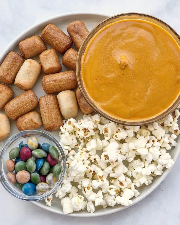 movie night charcuterie board recipe-the urben life