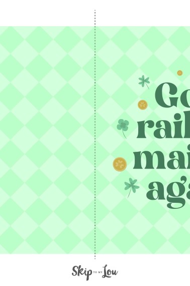 Image shows a green card with the Irish way to say thank you "go raibh maith agat" - Skip to my lou