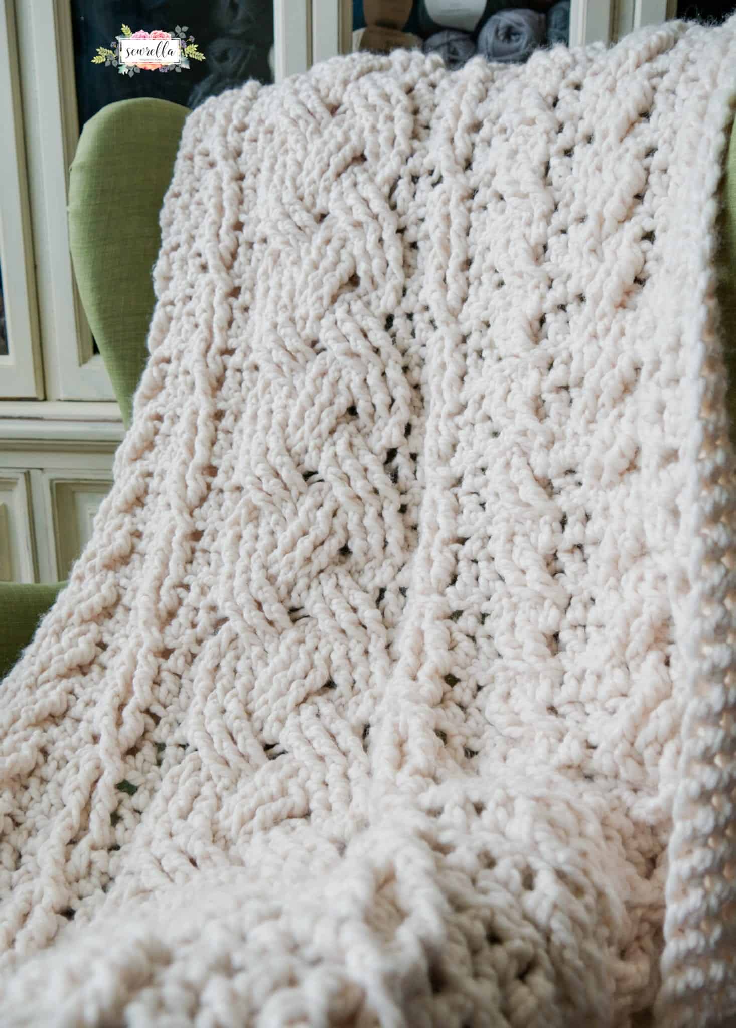 cabled throw